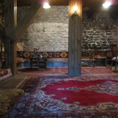 Tabag Ahmet Bey Konagi Inn *